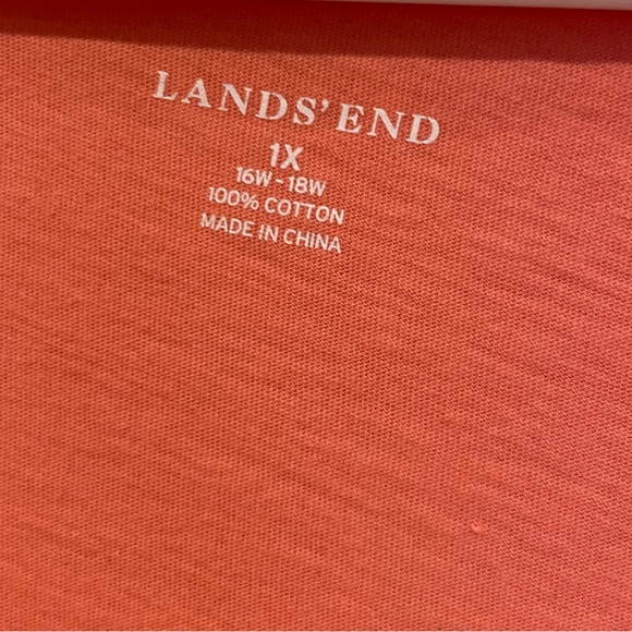 Lands End Pullover Top Size 1X Short Sleeve Tee Coral Pink Scoop Neck Pleated - Picture 2 of 3